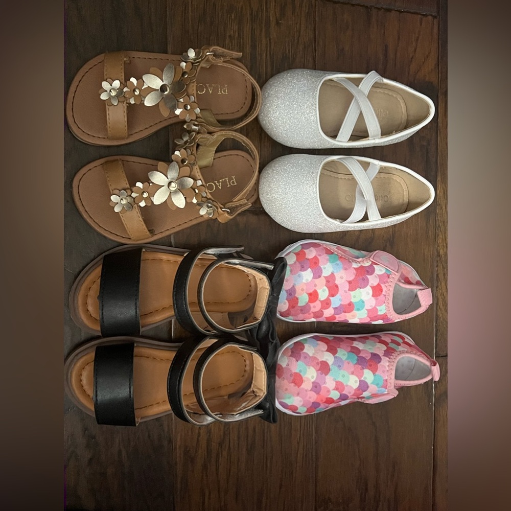 Toddler size 6 shoes